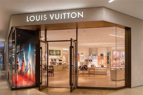 louis vuitton edmonton|louis vuitton west edmonton mall.